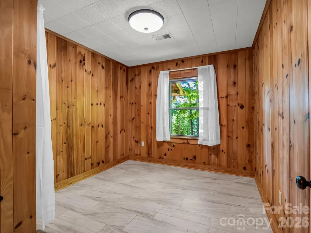 670 Cedar Creek Road Lake Lure NC 28746