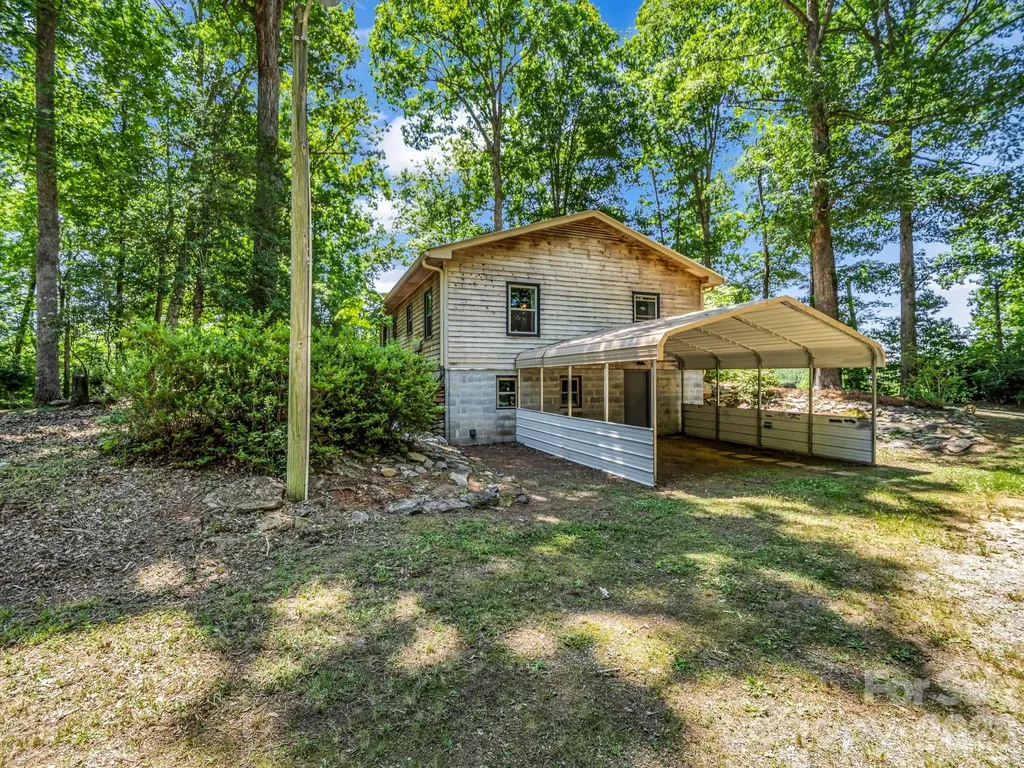 670 Cedar Creek Road Lake Lure NC 28746