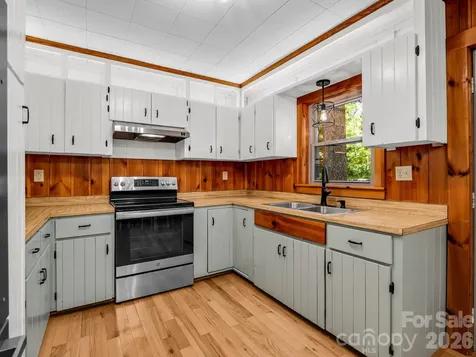 670 Cedar Creek Road Lake Lure NC 28746