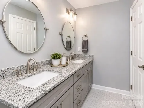5012 Auburndale Road Charlotte NC 28205