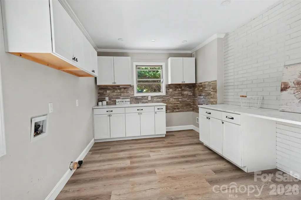 738 Edgemoor Drive Mooresville NC 28115