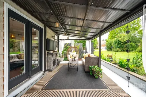2012 Arbor Vista Drive Charlotte NC 28262