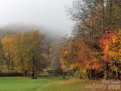 93 Franklin Crest Road Spruce Pine NC 28777