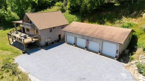 93 Franklin Crest Road Spruce Pine NC 28777