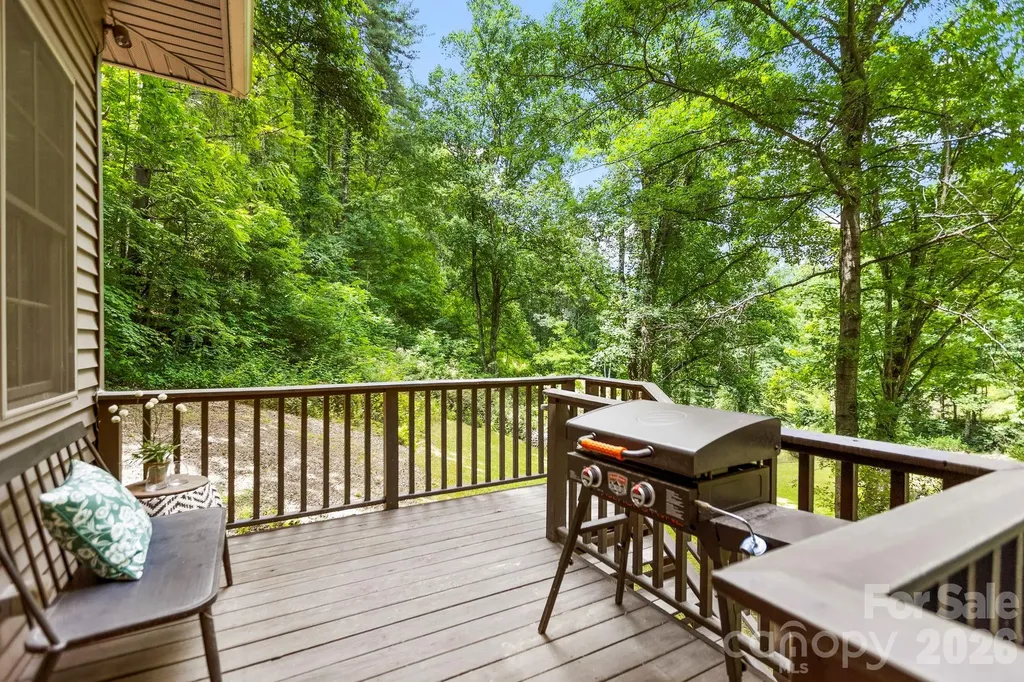 576 Mattie Marion Road Waynesville NC 28785