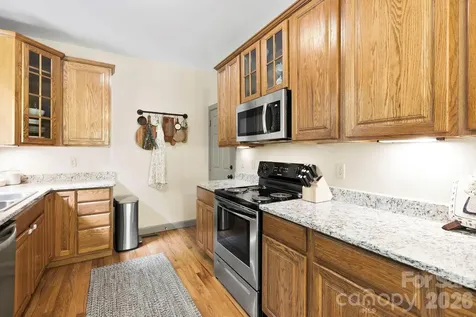 576 Mattie Marion Road Waynesville NC 28785