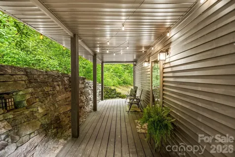 576 Mattie Marion Road Waynesville NC 28785