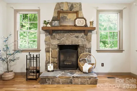576 Mattie Marion Road Waynesville NC 28785