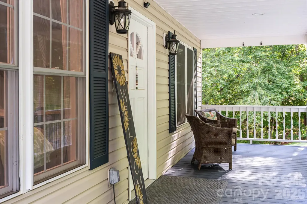 8 Coffey Place Asheville NC 28806