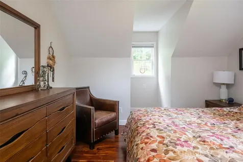 8 Coffey Place Asheville NC 28806