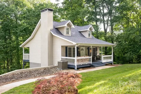 8 Coffey Place Asheville NC 28806