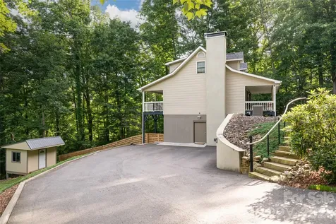 8 Coffey Place Asheville NC 28806