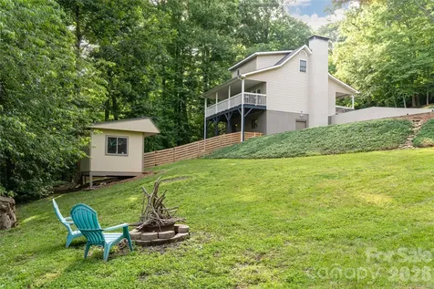 8 Coffey Place Asheville NC 28806