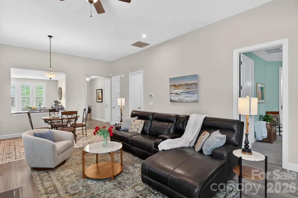 5539 Cheerful Lane Charlotte NC 28215