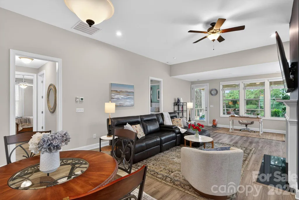 5539 Cheerful Lane Charlotte NC 28215