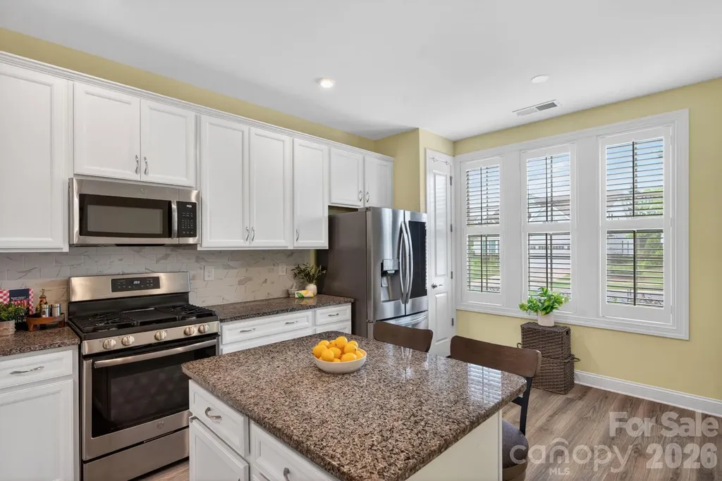 5539 Cheerful Lane Charlotte NC 28215