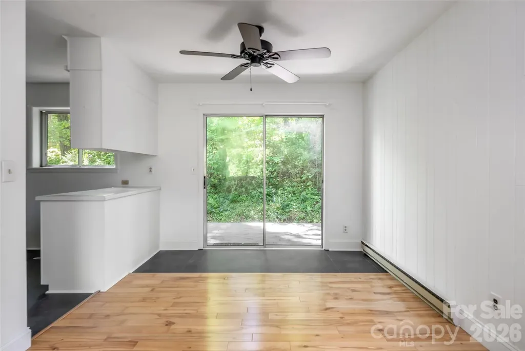 1 Beaverdam Knoll Road Asheville NC 28804