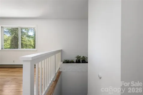 1 Beaverdam Knoll Road Asheville NC 28804