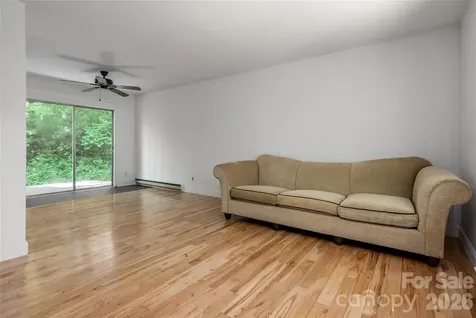 1 Beaverdam Knoll Road Asheville NC 28804