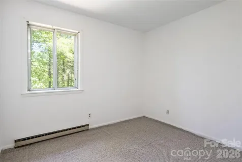 1 Beaverdam Knoll Road Asheville NC 28804