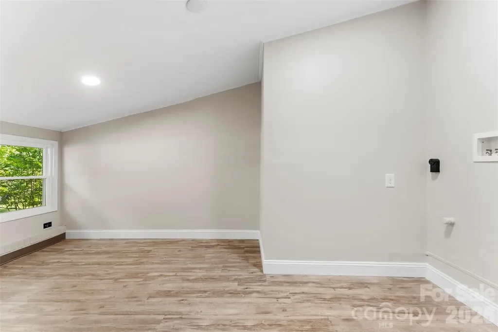 8519 E Franklin Street Mount Pleasant NC 28124