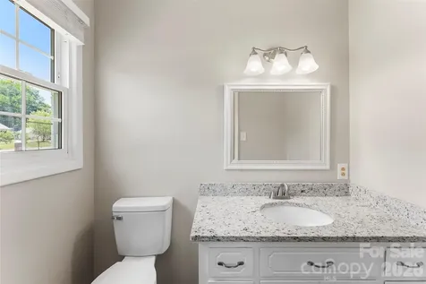 8519 E Franklin Street Mount Pleasant NC 28124