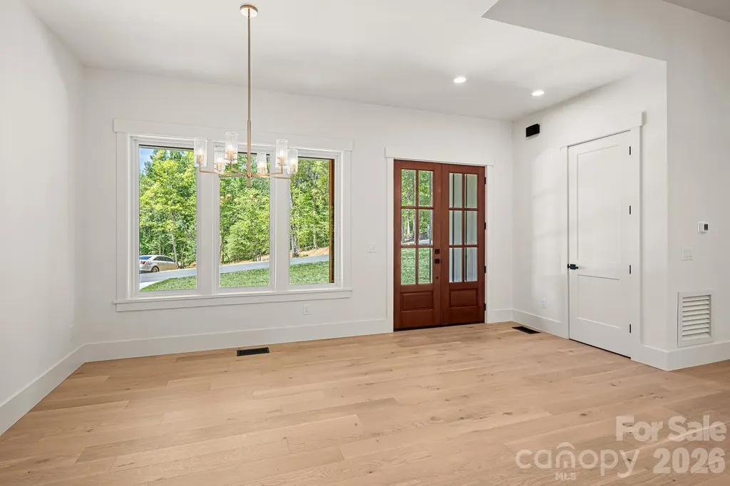 164 Reserve Way Hendersonville NC 28792