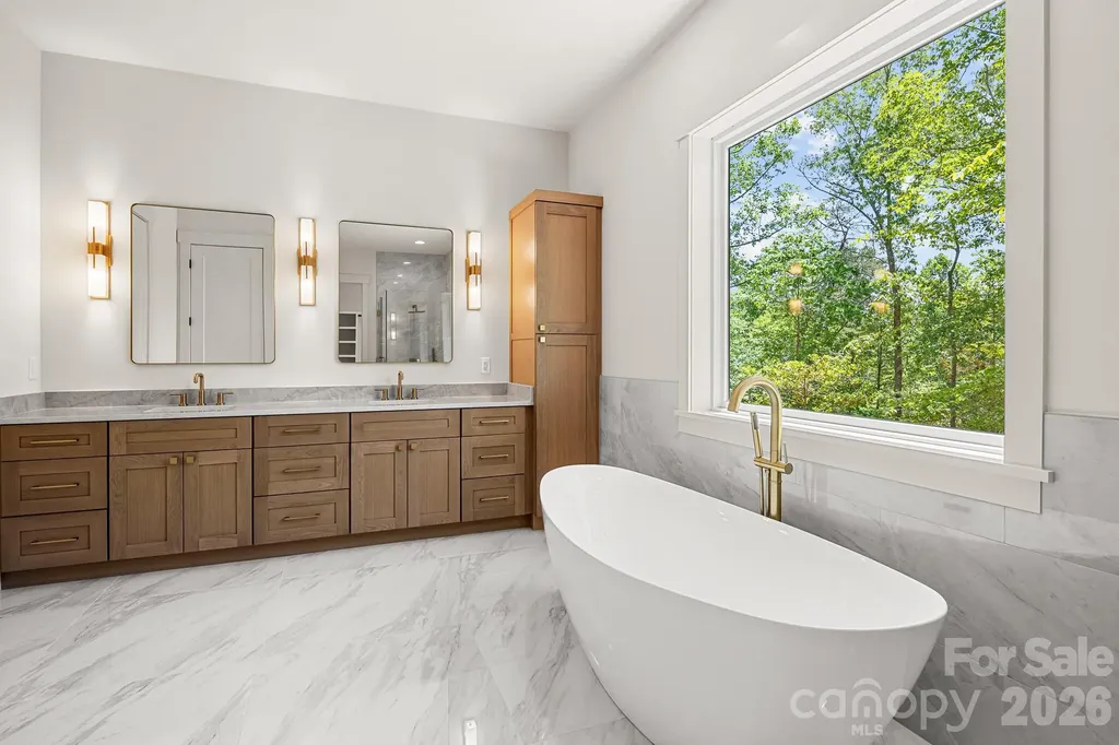 164 Reserve Way Hendersonville NC 28792
