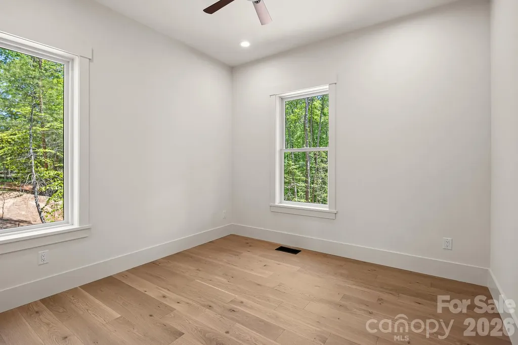 164 Reserve Way Hendersonville NC 28792