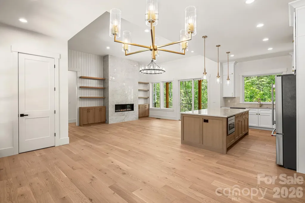 164 Reserve Way Hendersonville NC 28792