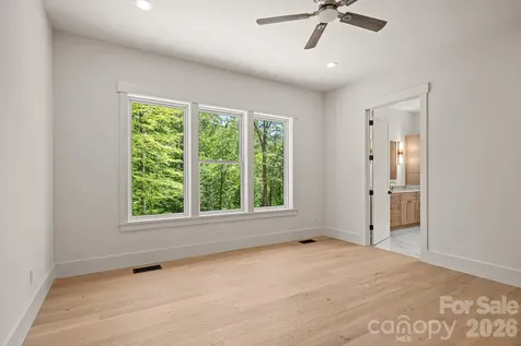 164 Reserve Way Hendersonville NC 28792