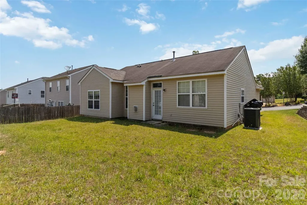 740 Aberdeen Glen Place Charlotte NC 28214