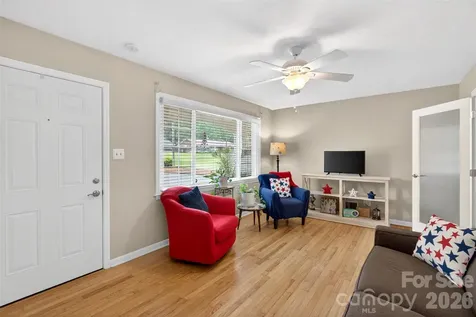 549 Barnwell Road Spartanburg SC 29303