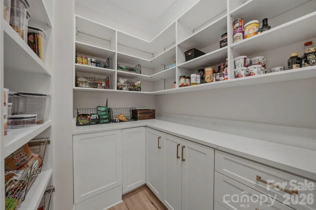4547 Emory Lane Charlotte NC 28211