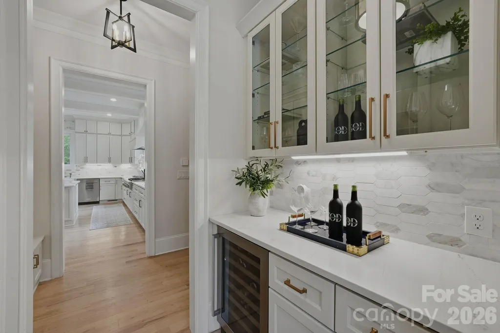 4547 Emory Lane Charlotte NC 28211