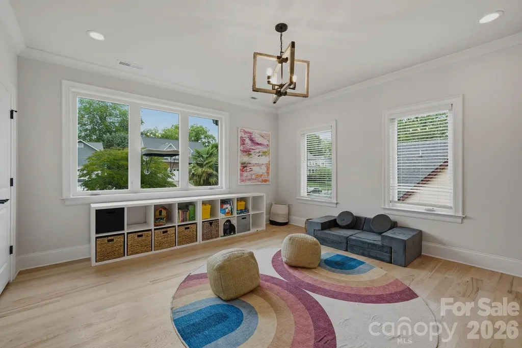 4547 Emory Lane Charlotte NC 28211