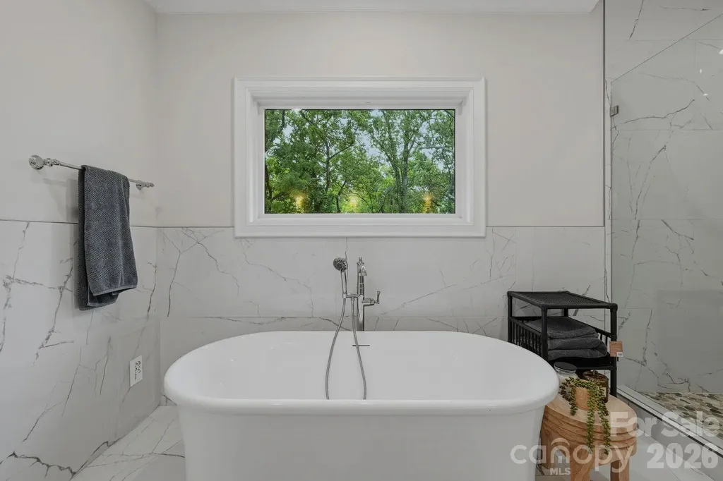 4547 Emory Lane Charlotte NC 28211