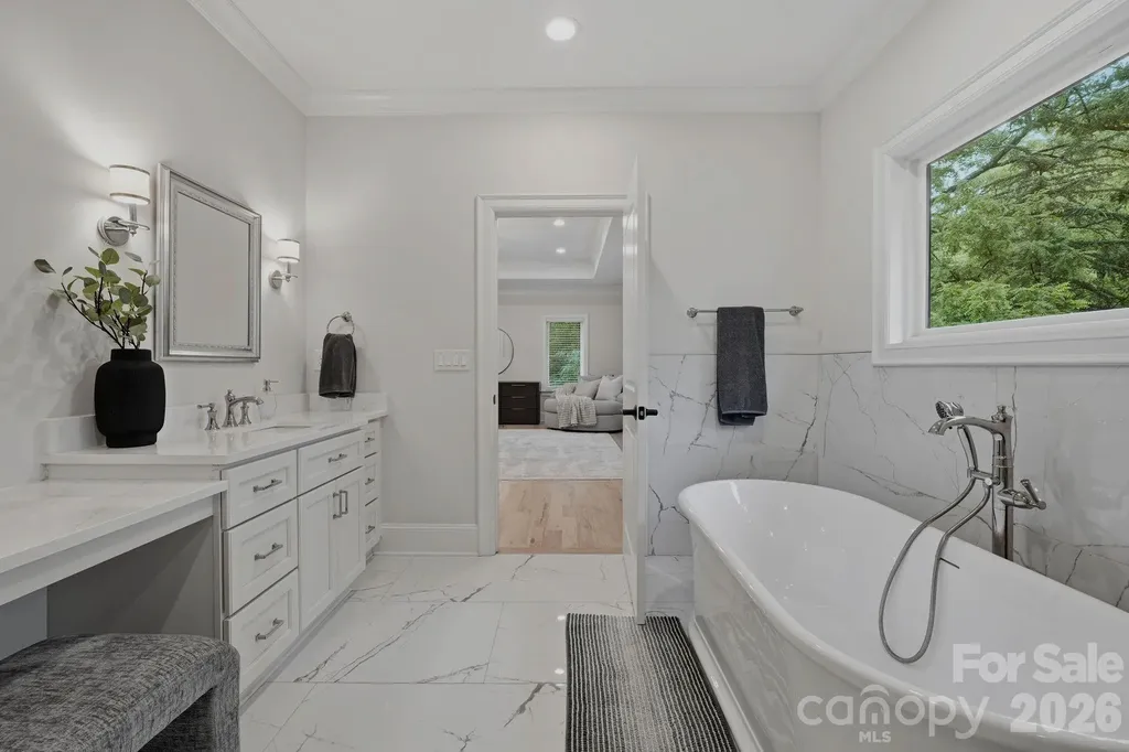 4547 Emory Lane Charlotte NC 28211