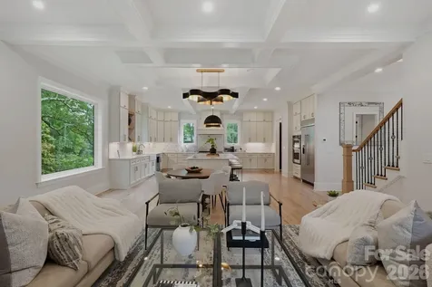4547 Emory Lane Charlotte NC 28211