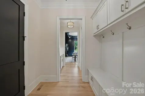 4547 Emory Lane Charlotte NC 28211