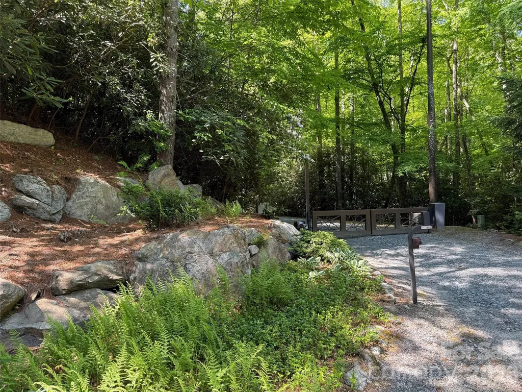 10C Reserve Road Pisgah Forest NC 28768