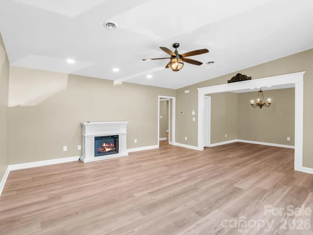 44 Jervey Road Tryon NC 28782