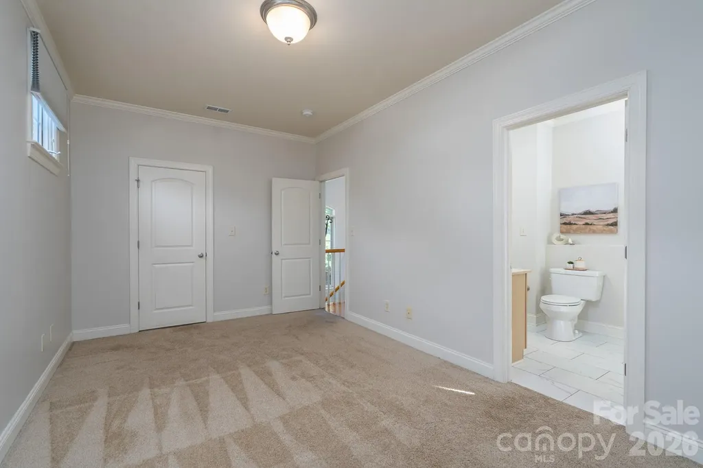 1617 Brook Road Charlotte NC 28205
