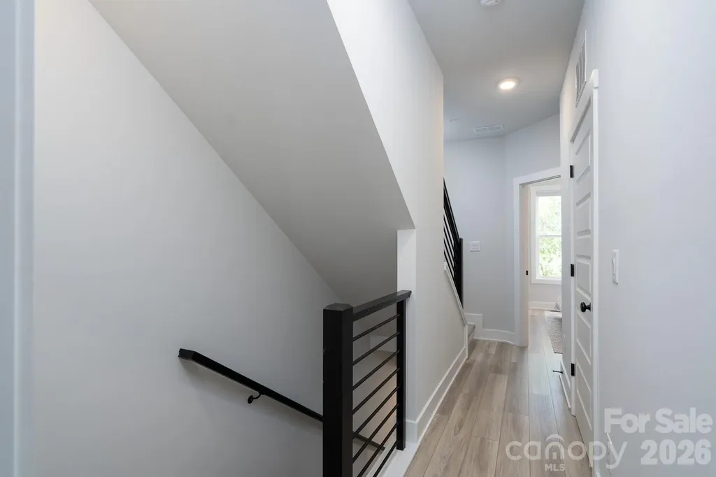 5018 Tiny Lane Charlotte NC 28203