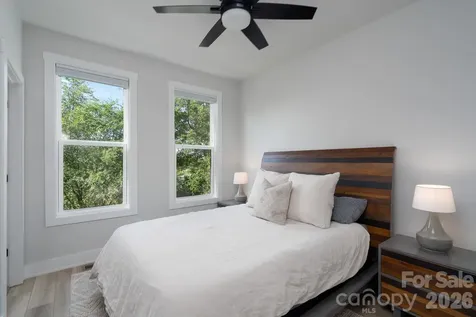 5018 Tiny Lane Charlotte NC 28203