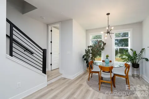 5018 Tiny Lane Charlotte NC 28203
