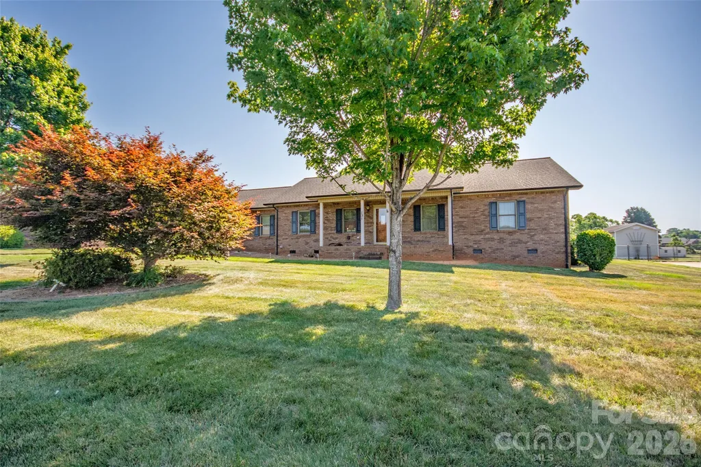 151 Meadow Oaks Drive Statesville NC 28625