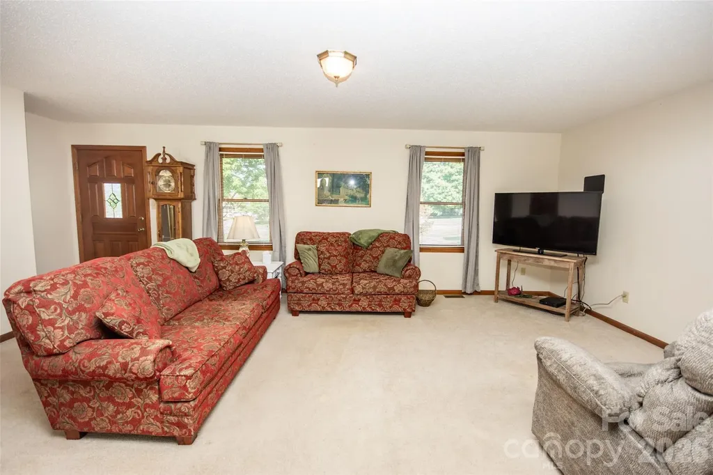 151 Meadow Oaks Drive Statesville NC 28625