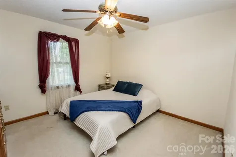 151 Meadow Oaks Drive Statesville NC 28625