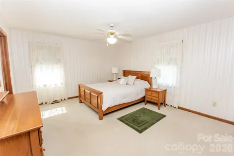 151 Meadow Oaks Drive Statesville NC 28625